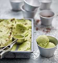 Gelado de abacate, menta e chocolate
