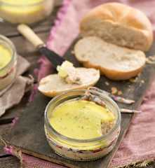 Pâté z wędzonego pstrąga