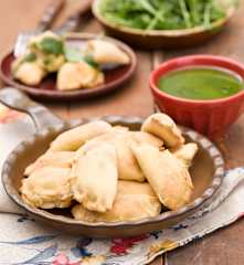 Empanadas z topinamburem i serem cheddar