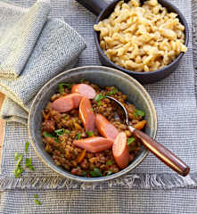 Linsen mit Spätzle und Wiener Würstchen