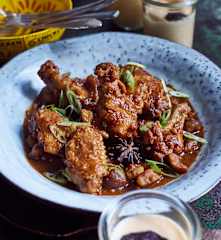 Hähnchen mit Maronen und Eierpudding  (板栗烧鸡和布丁)