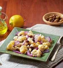 Cavolfiori, cipolla rossa e pistacchi