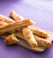 Ficelle apéro aux lardons et au comté