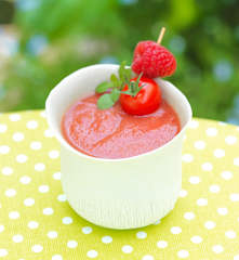 Gaspacho de tomate à la framboise