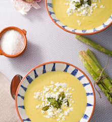 Gazpacho de espárragos verdes