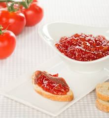 Mermelada agridulce de tomate
