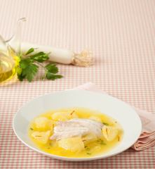 Sopa de lubina con patatas