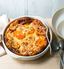 Clafoutis aux abricots et aux amandes