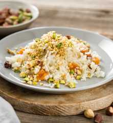 Arroz crujiente con frutos secos
