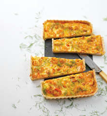 Quiche de alho-francês e camarão