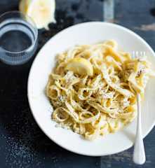 Menu petit prix - Tagliatelles maison, sauce crémeuse au citron et au pavot