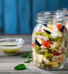 Ensalada de pollo con vinagreta a la menta