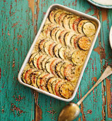 Legumes no forno com molho de queijo e ervas