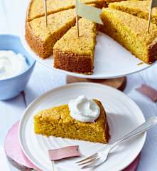 Möhren-Apfel-Kuchen