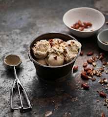 Gelado de banana e manteiga de amêndoa