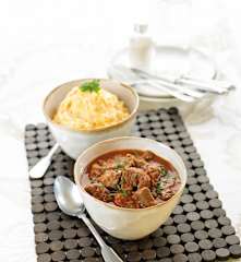 Garlic Tomato Beef with Potato and Carrot Mash