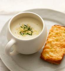 Cauliflower Cheese Soup