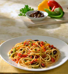 Espaguetis con pimientos