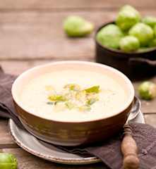 Zupa brukselkowo-serowa