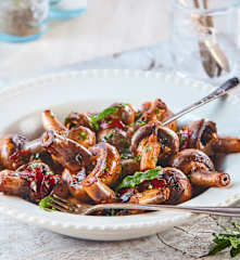 Champiñones al ajillo