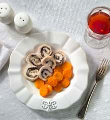 Rollè di pollo e radicchio