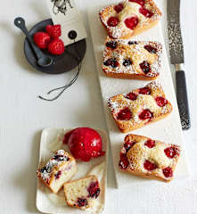 Financiers mit Himbeeren