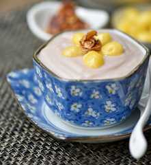 Bubur Talas dengan Gingko