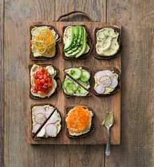 Savoury cashew cream cheese