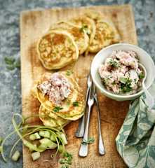 Blinis d'asperges, dip de jambon