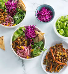 Chickpea shawarma salad bowl