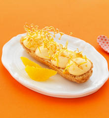 Éclair all'arancia 