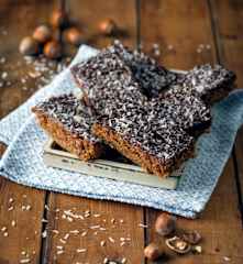 Nuss-Kokos-Schnitten (vegan)