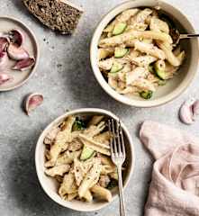 Salade de pâtes, concombre et thon