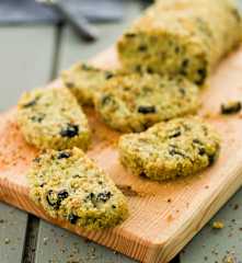Rolo de bacalhau com broa
