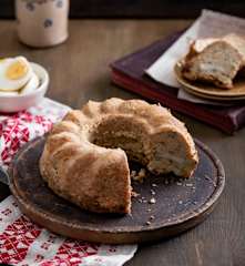 Babka ziemniaczana ze śledziem