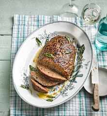 Hackbraten mit Salbei und Oliven