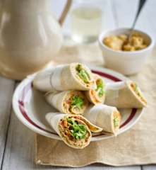 Wraps mit Curry-Huhn