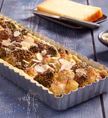 Quiche z brokułami i kalafiorem