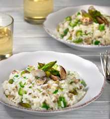 Asparagus and pipis (clams) risotto