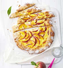 Pfirsich-Tarte mit Schmand