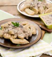 Gnocchi z topinamburu z sosem grzybowym