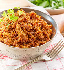 Cerdo braseado con salsa BBQ