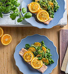 Salmone all'arancia e pistacchi