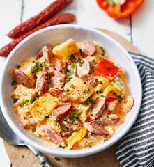 Kartoffel-Gulasch mit Kabanossi