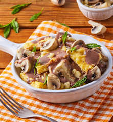 Omelette con salsa de frijol TM6