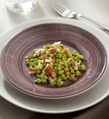 Peas with ham