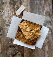 Quinoa, Nut and Dairy Free Muesli Slice