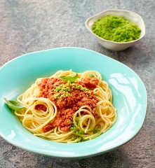 Sauce Bolognese mit Petersilien-Parmesan