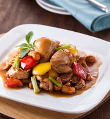 雙椒腰果炒雞丁