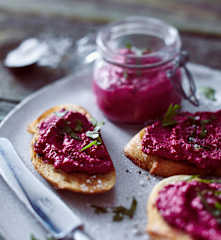 Rote-Bete-Walnuss-Aufstrich